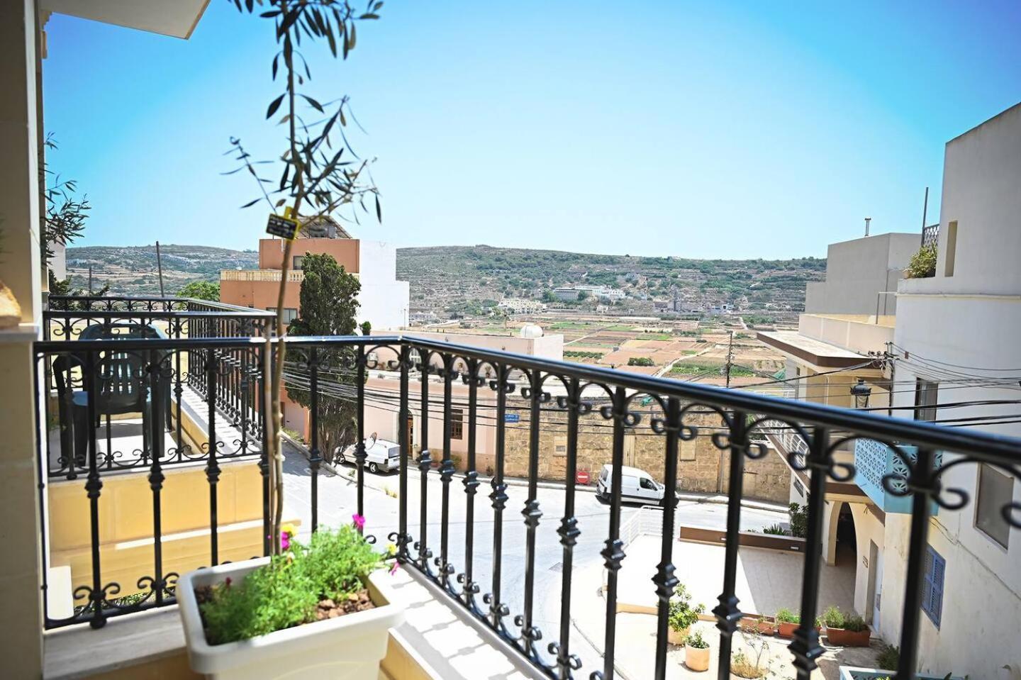 Fl 2 Ta'Lonza Luxury With Hot Tub By Homely Mellieha Exterior photo
